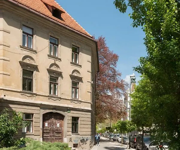 アパート Royal Vega *