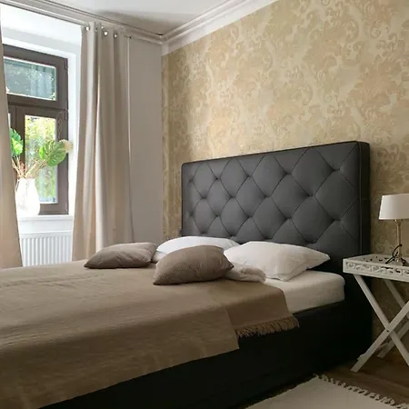 Royal Vega * Любляна